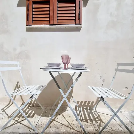 בית נופש Pantabri - Casa Tipica Su Mare Nel Centro Storico Di