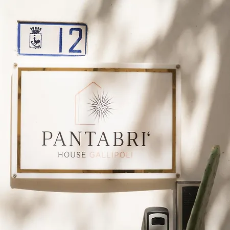 Pantabrì - Casa Tipica Su Mare Nel Centro Storico Di